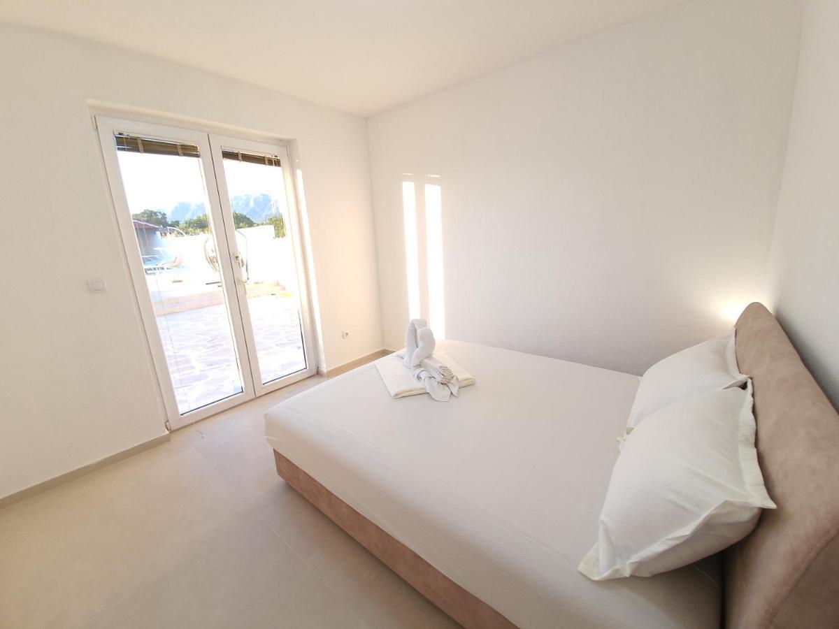 Talija Apartments Krimovica Budva Exteriör bild