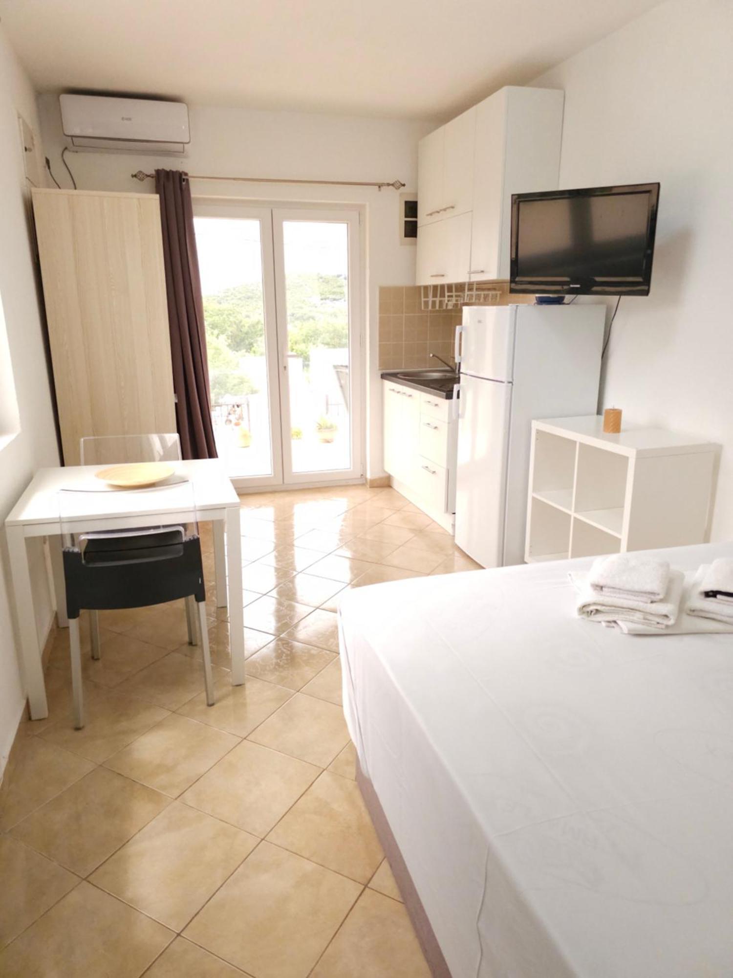 Talija Apartments Krimovica Budva Exteriör bild